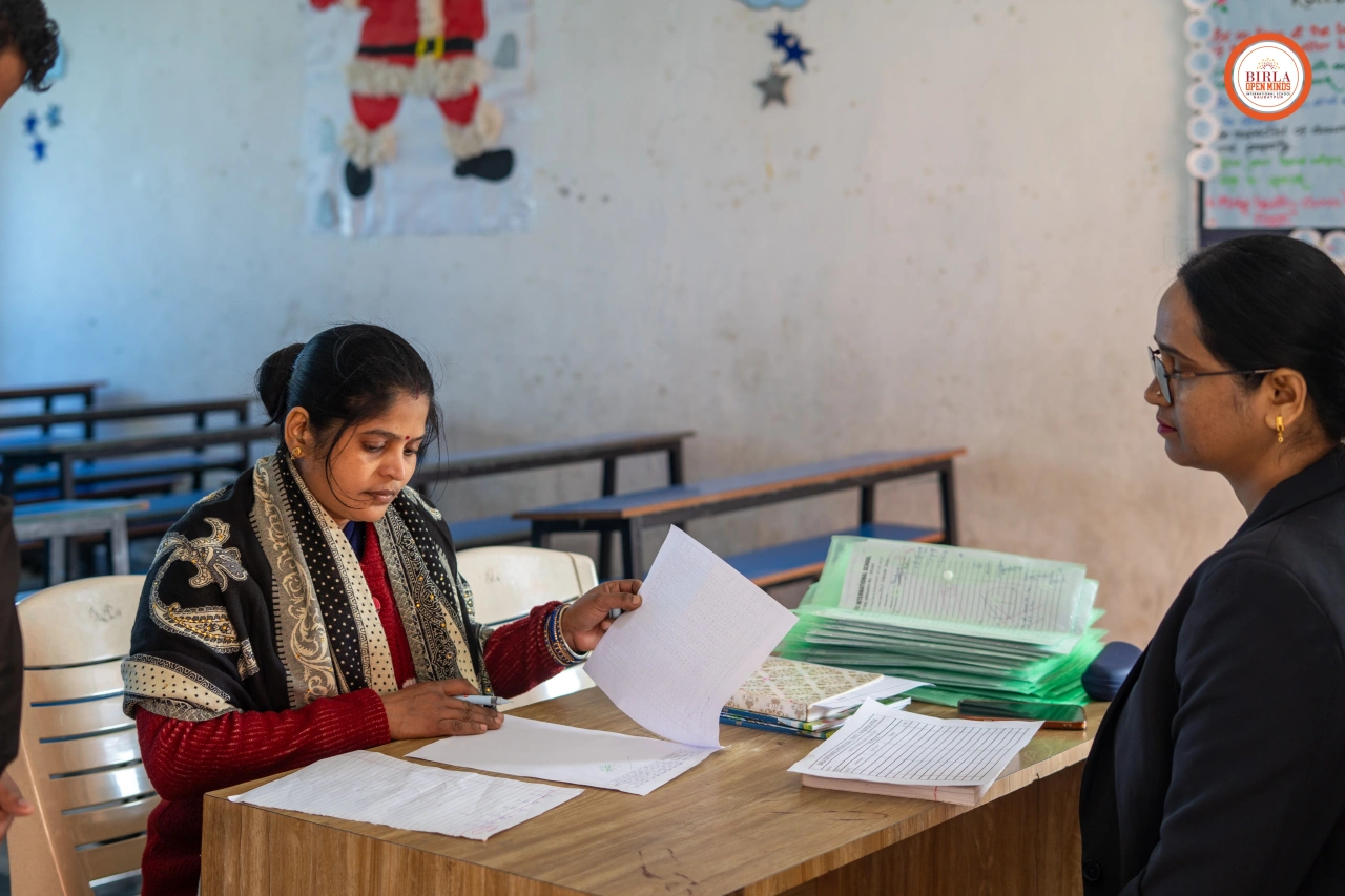 Parents and teachers during the 2025–26 parent–teacher meeting at BOMIS Naubatpur