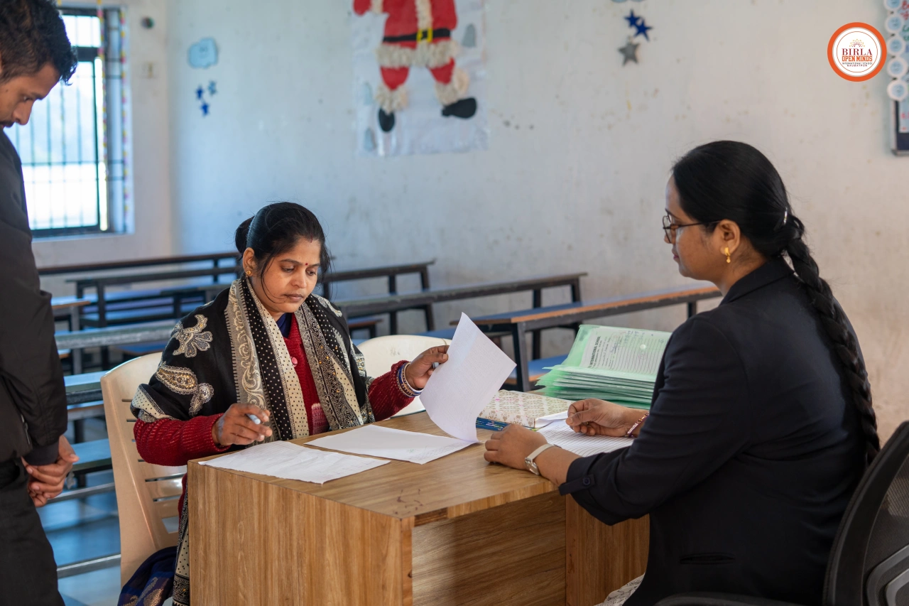 Parents and teachers during the 2025–26 parent–teacher meeting at BOMIS Naubatpur